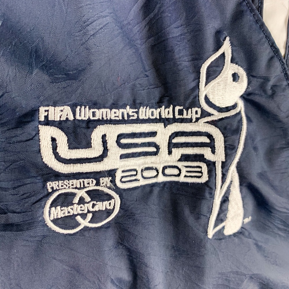 Addidas WindBreaker - Picture 3 of 4